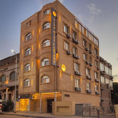 Pyramids Plateau Hotel Kafrat al Jabal Exterior foto